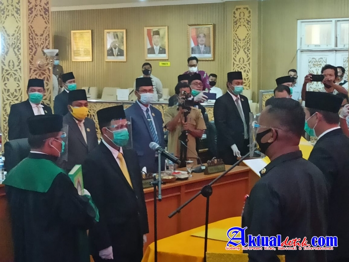 H.Indra Mansur Resmi Dilantik Sebagai PAW DPRD Pelalawan 